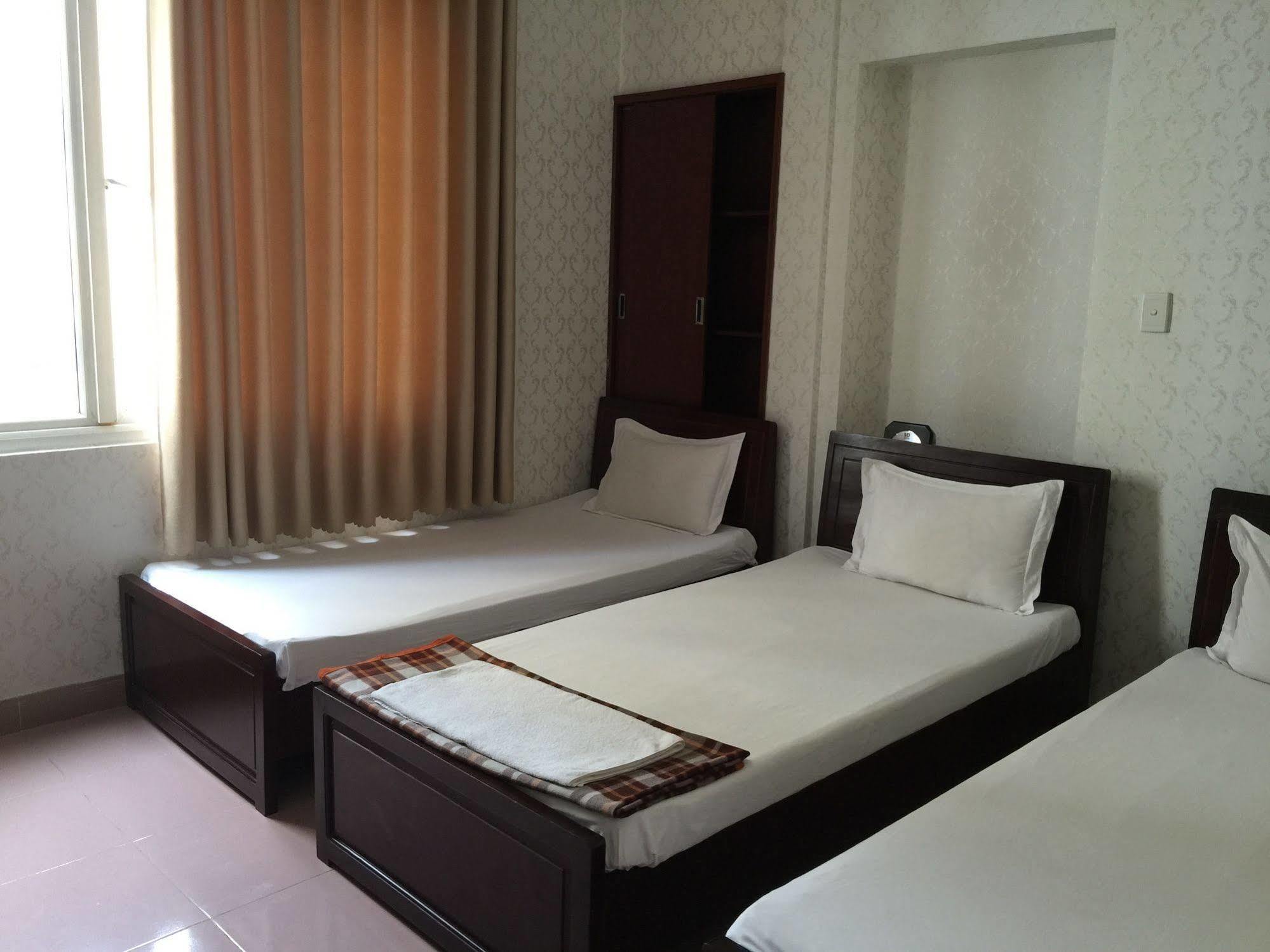 Hong Vinh Hotel Хошимин Экстерьер фото